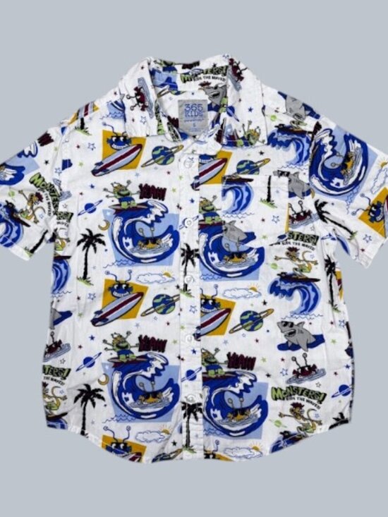 365 Kids from garanimals Other - Boys Surf Shark Alien Space Button Front Shirt Size 6